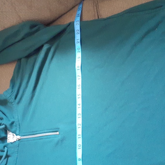 Pink Victoria secret hoodie - Picture 6 of 9